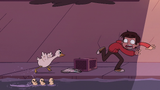 S2E39 Mother duck angrily chases Marco Diaz