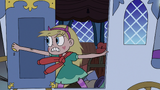 S3E1 Star Butterfly opens carriage door