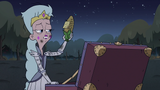 S3E1 Queen Moon finds corn with a love note
