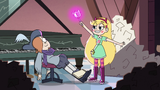 S2E40 Star Butterfly offers to help Ruberiot