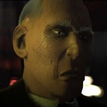 Жерар Дюгалль в вступительном ролике