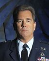 Hank Landry (Beau Bridges)