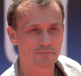 Robert Knepper