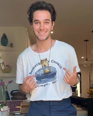 Stargirl S1 Props 05.jpg (85 KB)