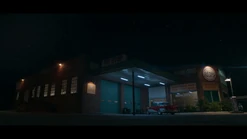 102 Pit Stop2.jpg (80 KB)