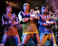 2004 UK/Gallery 2007 (224 KB) 2007-08