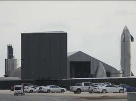 Low Bay Starship Gaze