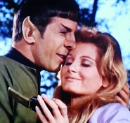 Spockleila.jpg (1.86 MB)