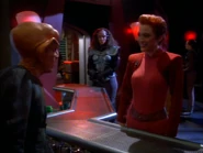 Quark's (mirror).jpg (89 KB) Quark's.