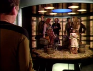 Upthelongladder.jpg (113 KB) Bringloidi colonists.