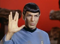 Spock Vulcanià.jpg (64 Ko) ĽSpock fent la salutació vulcaniana.