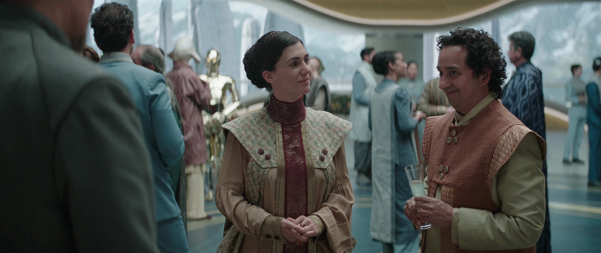 Kayo and Celly Organa at the Royal Palace of Alderaan