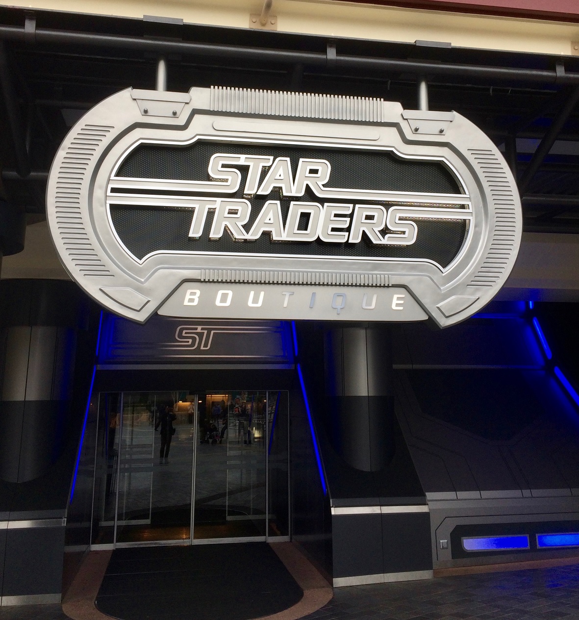 Star Traders boutique