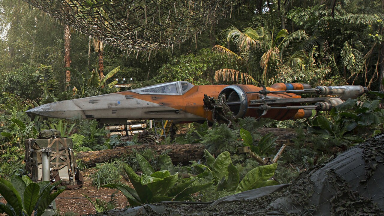 Poe's X-wing at the Ajan Kloss Resistance base