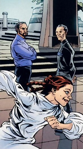 Leia runs away from Madame Vesta while Bail Organa and Wilhuff Tarkin watch.