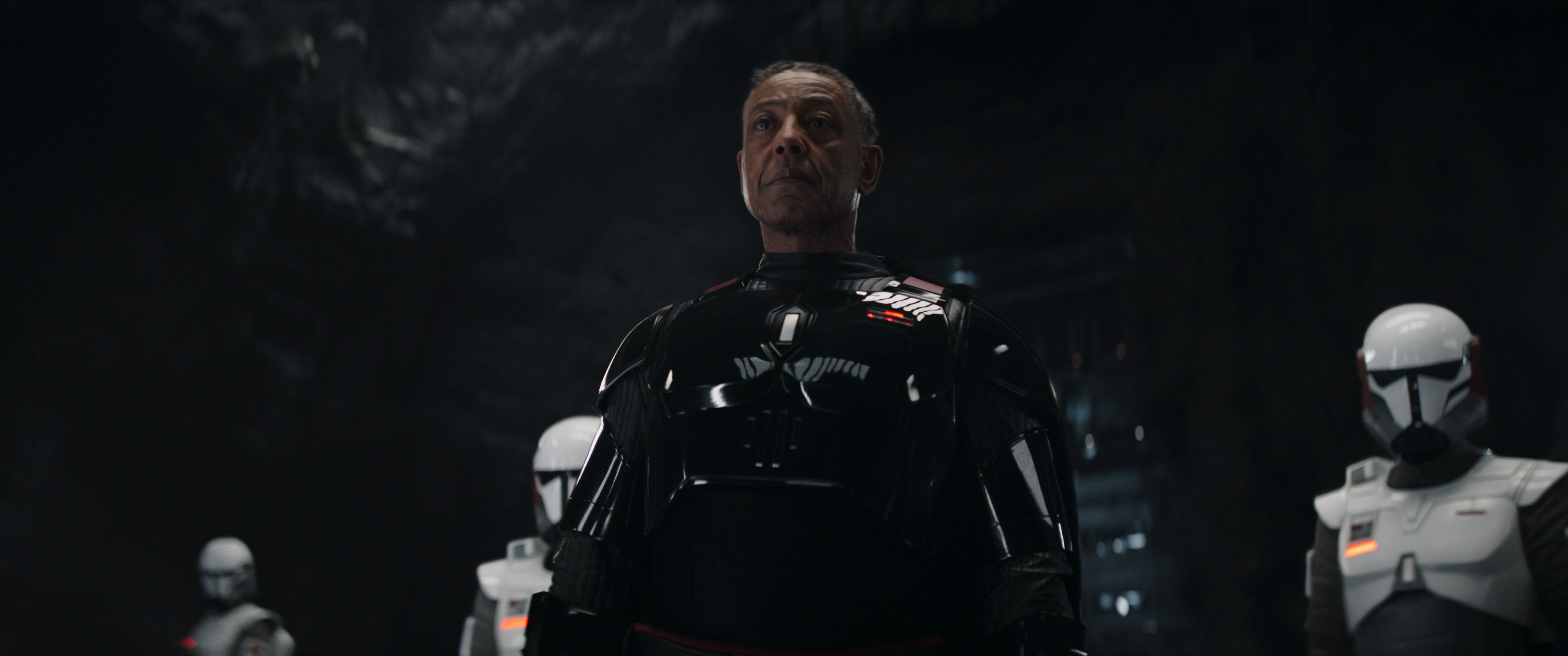 Moff Gideon confronts the Mandalorian forces on Mandalore.