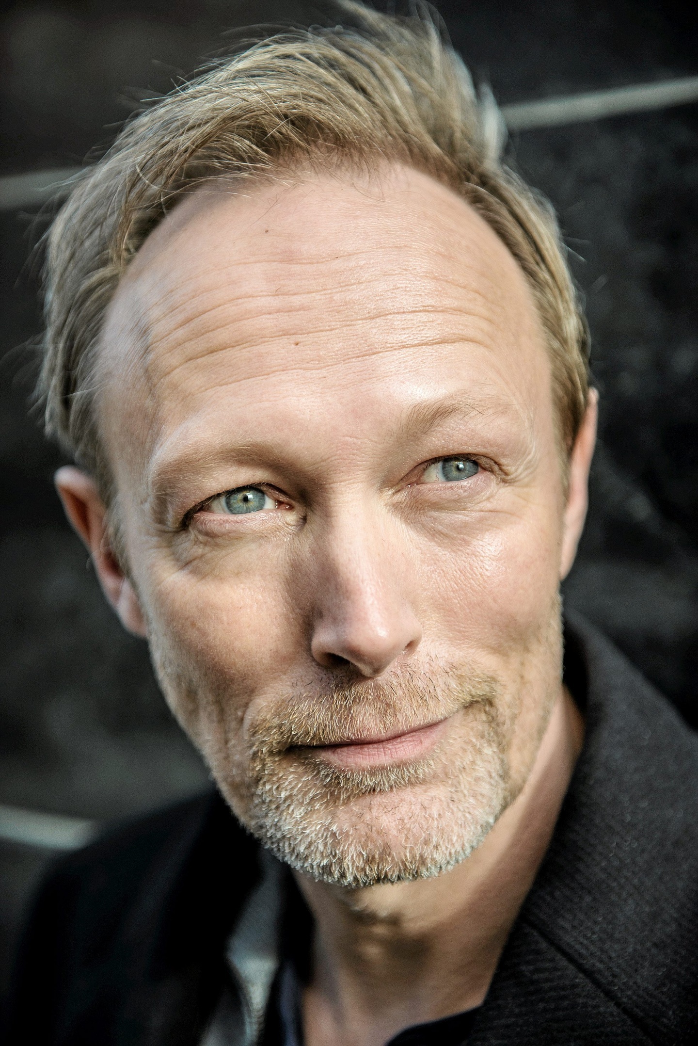 Lars Mikkelsen appearance in Common Appearance