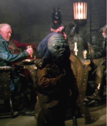 The pirate Pru Sweevant in the castle of Maz Kanata, Takodana