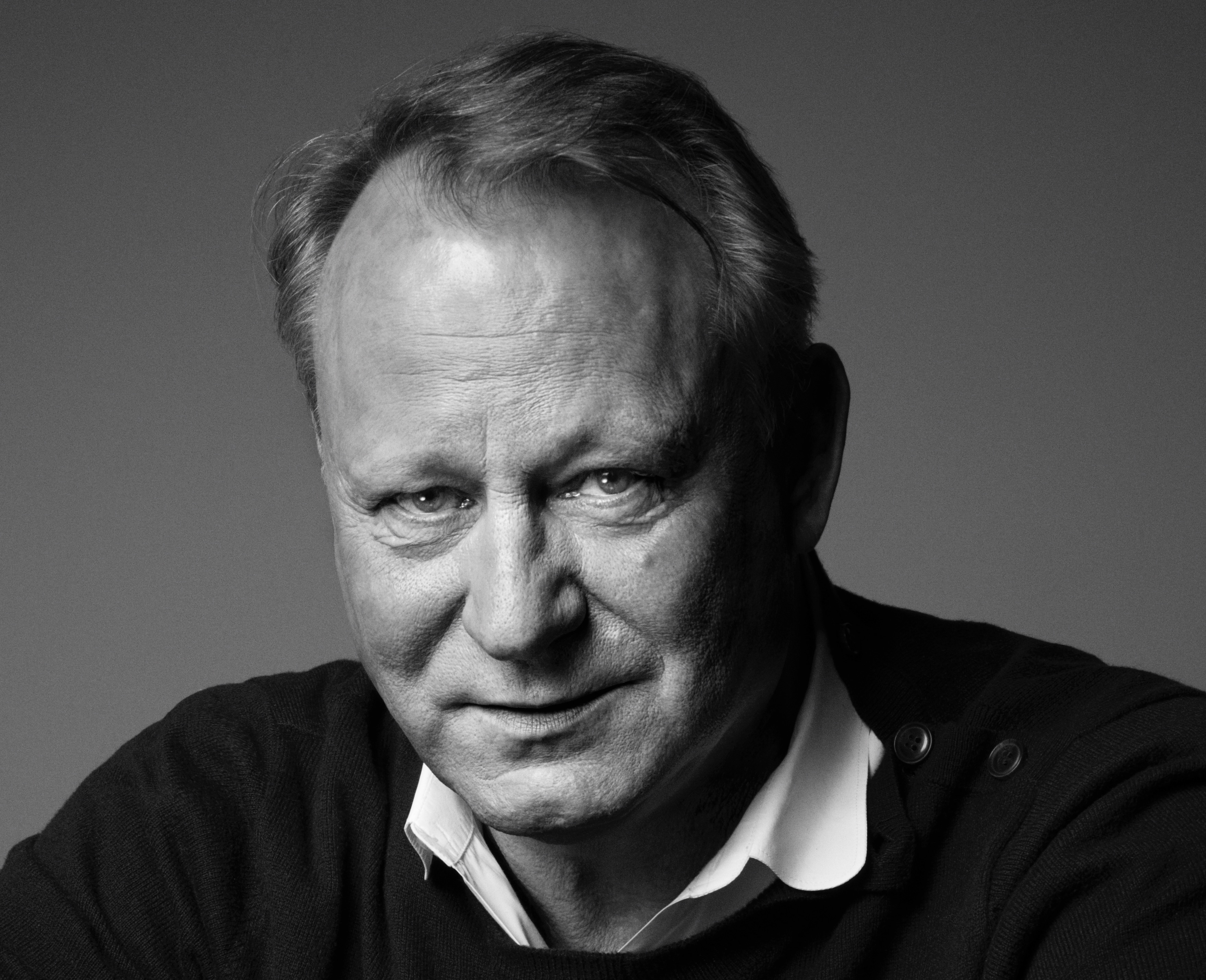 Stellan Skarsgård appearance in Common Appearance