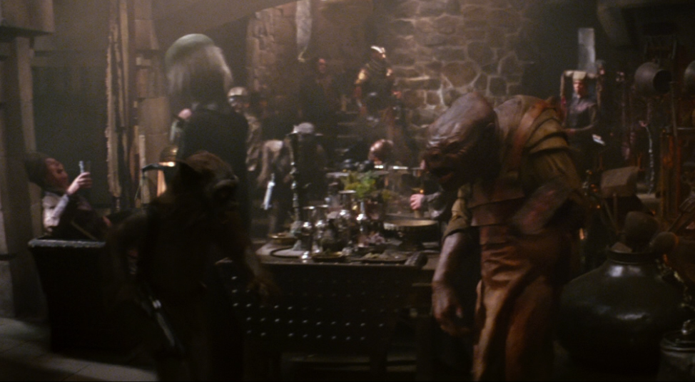 Professor Allium (middle distance, left) spent time in the castle of Maz Kanata in 34 ABY.