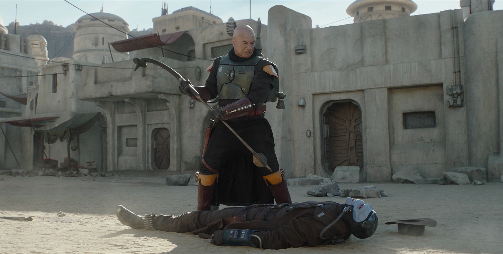 Bane's death at the hands of Boba Fett in the streets of Mos Espa.