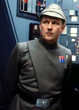 Lieutenant Cabbel, Lennox's first officer