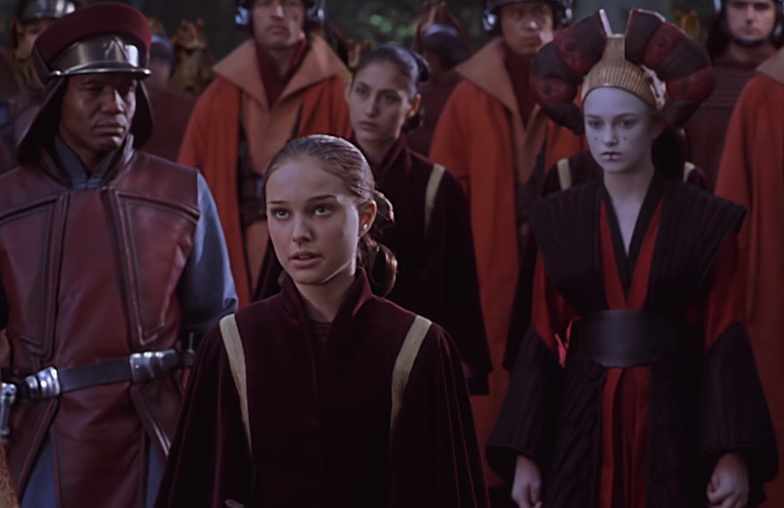 Rabé was present when Amidala revealed her true identity.