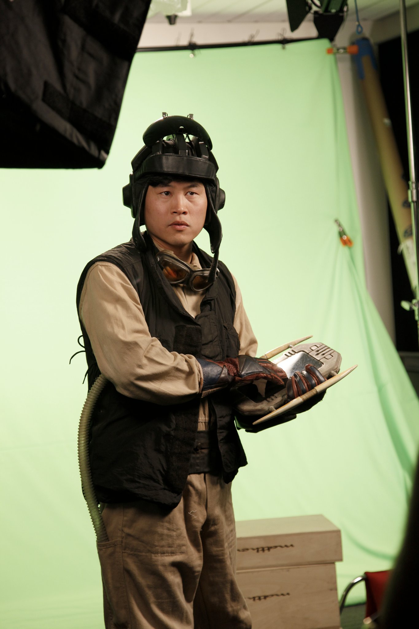 Leland Chee playing Chay Lelando for the Star Wars: Millennium Falcon: A 3-D Owner's Guide book trailer