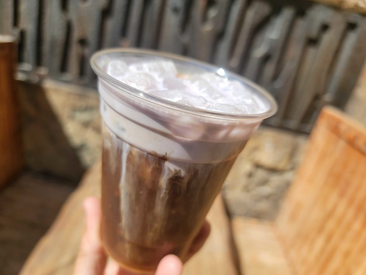 Cold Brew Black Caf with Taro Topper appearance in Common Appearance