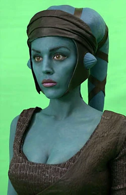 Aayla close
