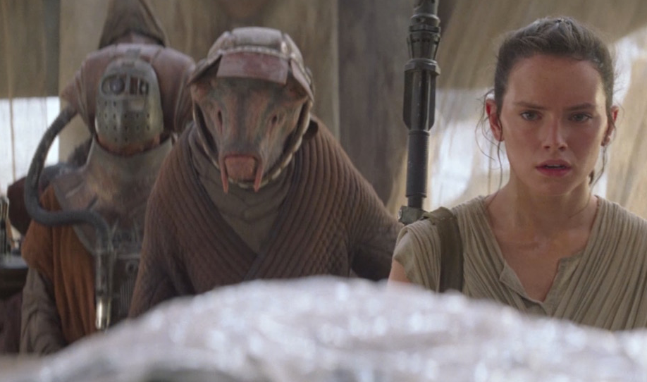 Athgar Heece (far left) waits in line to sell junk to Unkar Plutt