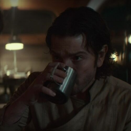 CassianDrinkingNerianLeafTea