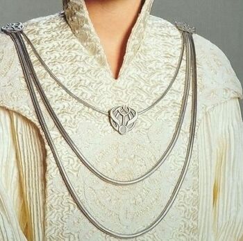 Hanna pendant