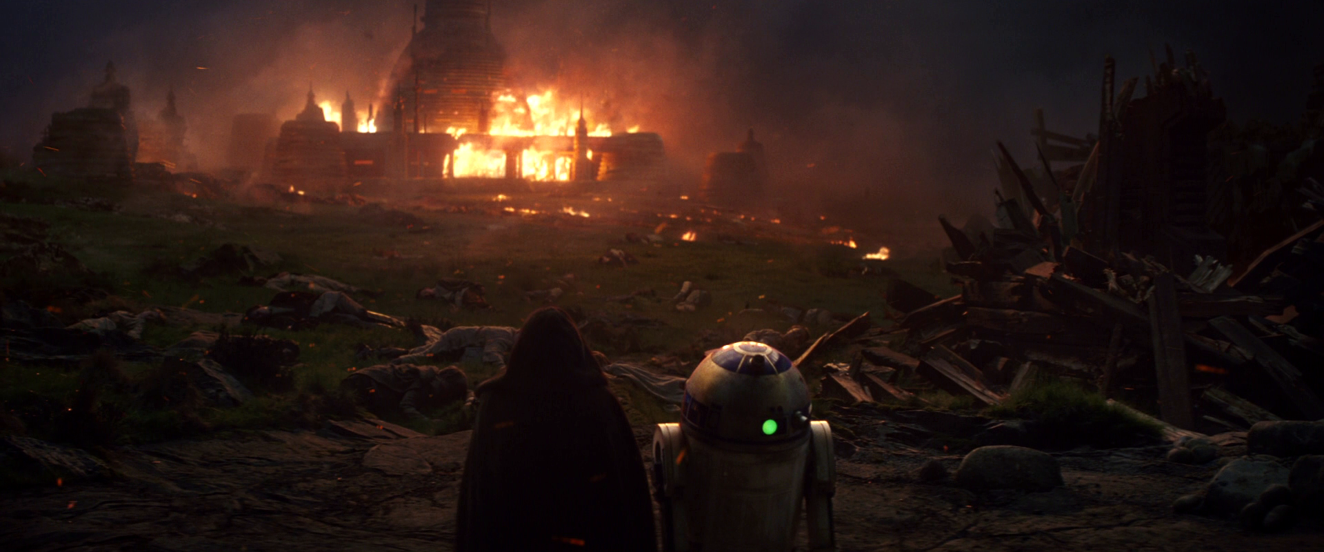 Skywalker's efforts to restore the Jedi Order ended with the deaths of his students.