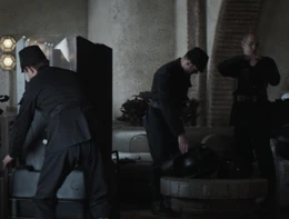 Imperial-security-troopers-prepar