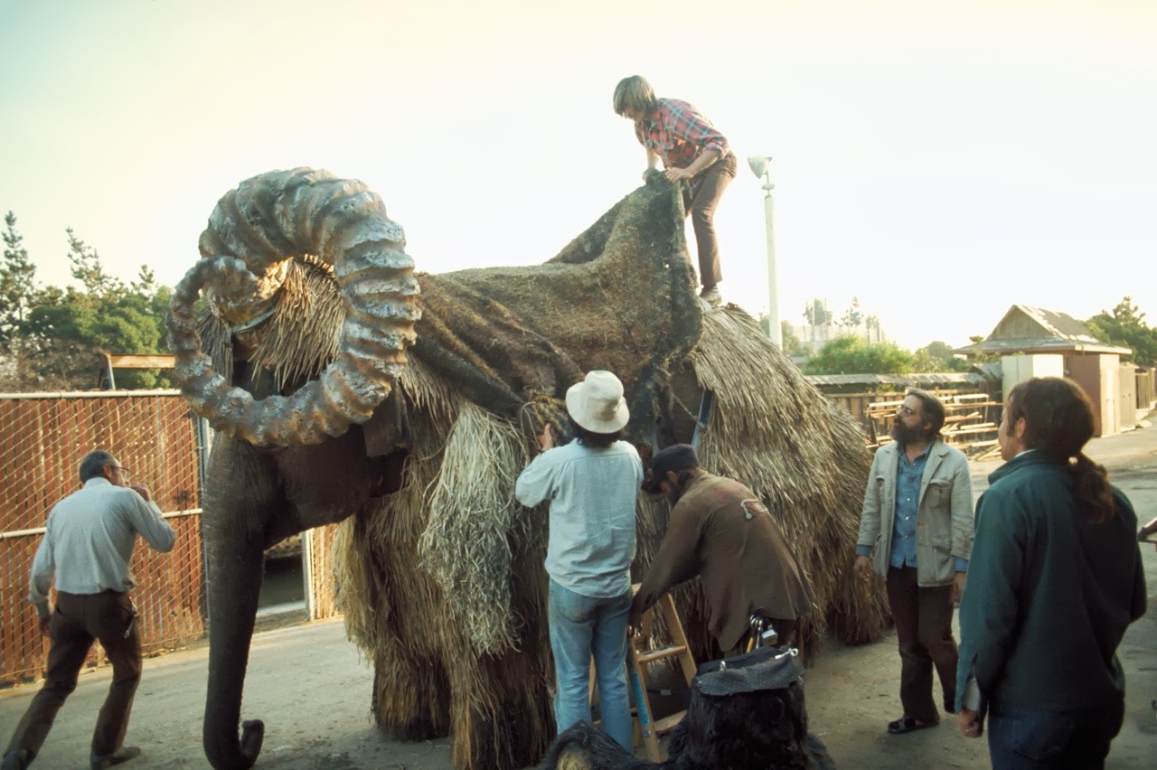 Mardji being transformed into a bantha