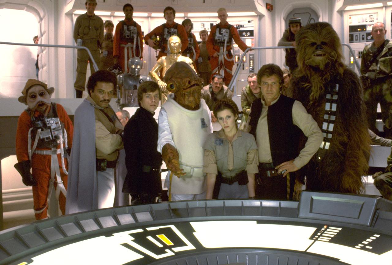 Rebels in the briefing room before the Battle of Endor