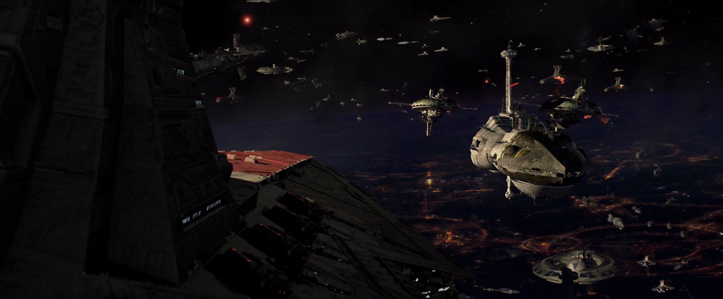 The Guarlara approaches the Invisible Hand amid the Battle of Coruscant.