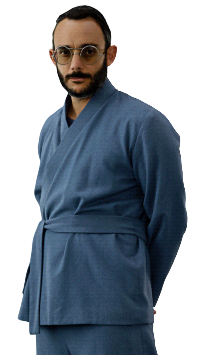 Pershing wore blue pajamas in his Coruscant quarters.