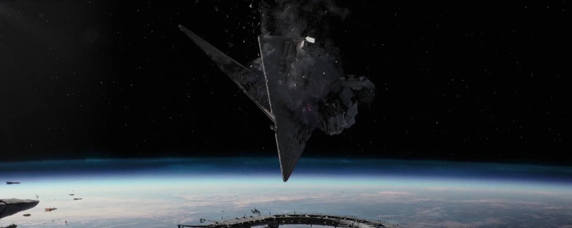 The Lightmaker rams the Star Destroyer Persecutor into the Star Destroyer Intimidator