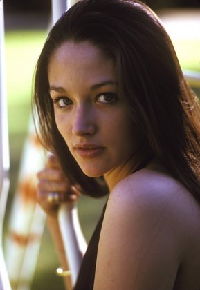 Olivia Hussey appearance in Common Appearance