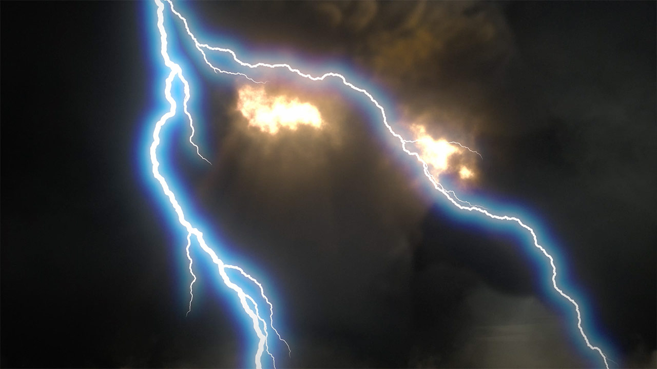 Bendu as a storm throwing lightning.