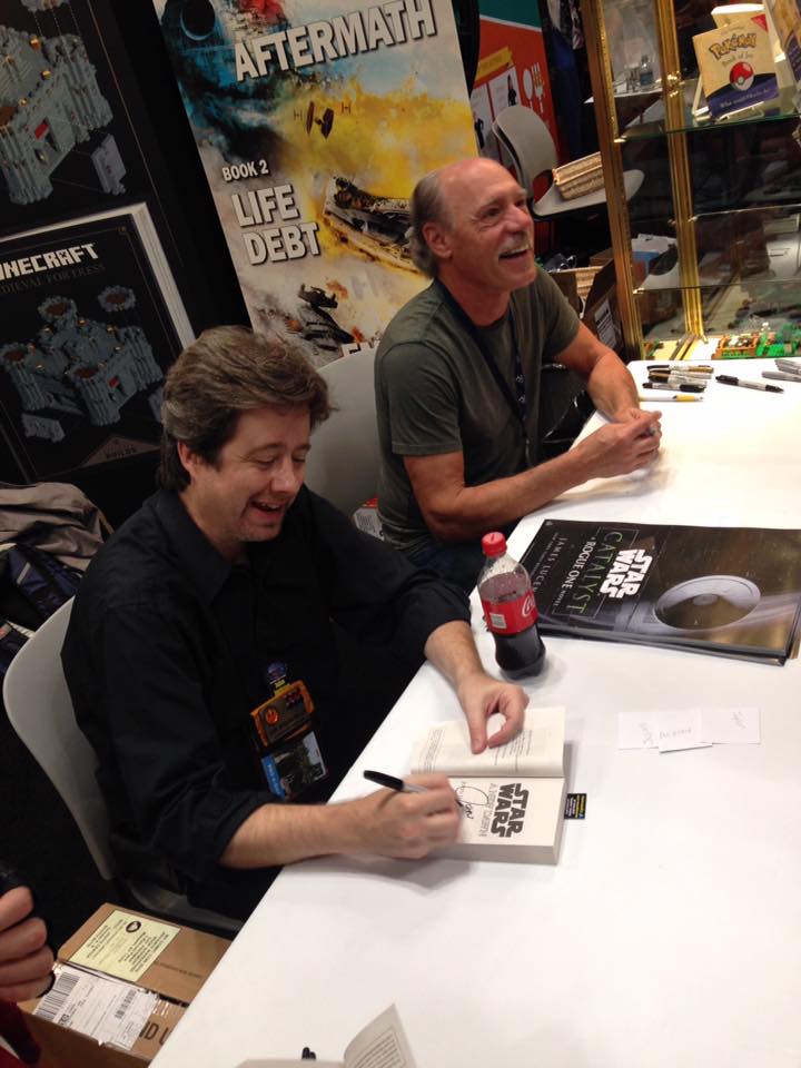 Luceno and John Jackson Miller sign autographs at the 2016 New York Comic Con.