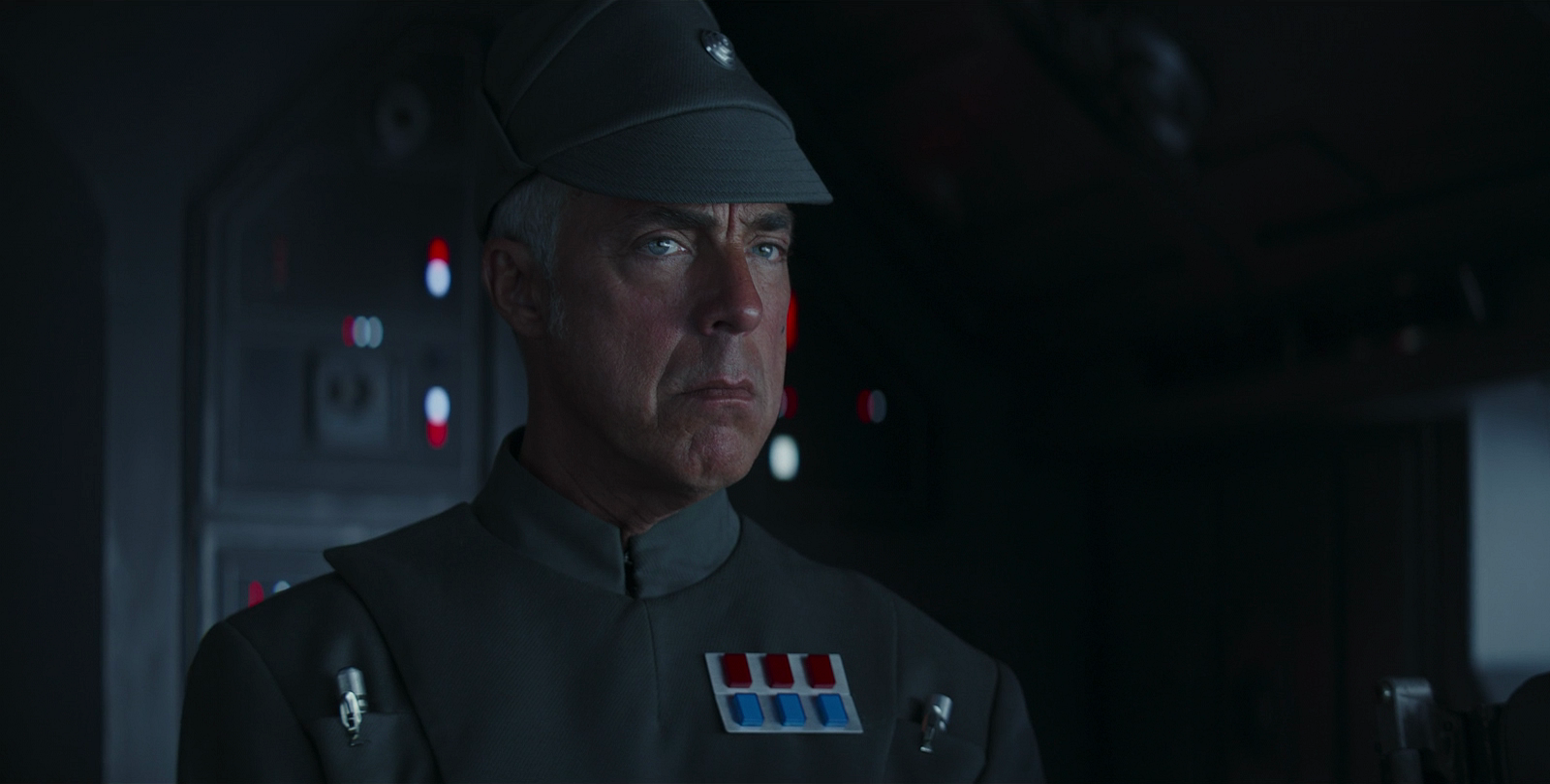 The Imperial captain was willing to sacrifice his ship and his people to stop the Mandalorian infiltrators.