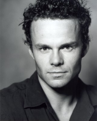 Jamie Glover appearance in Common Appearance