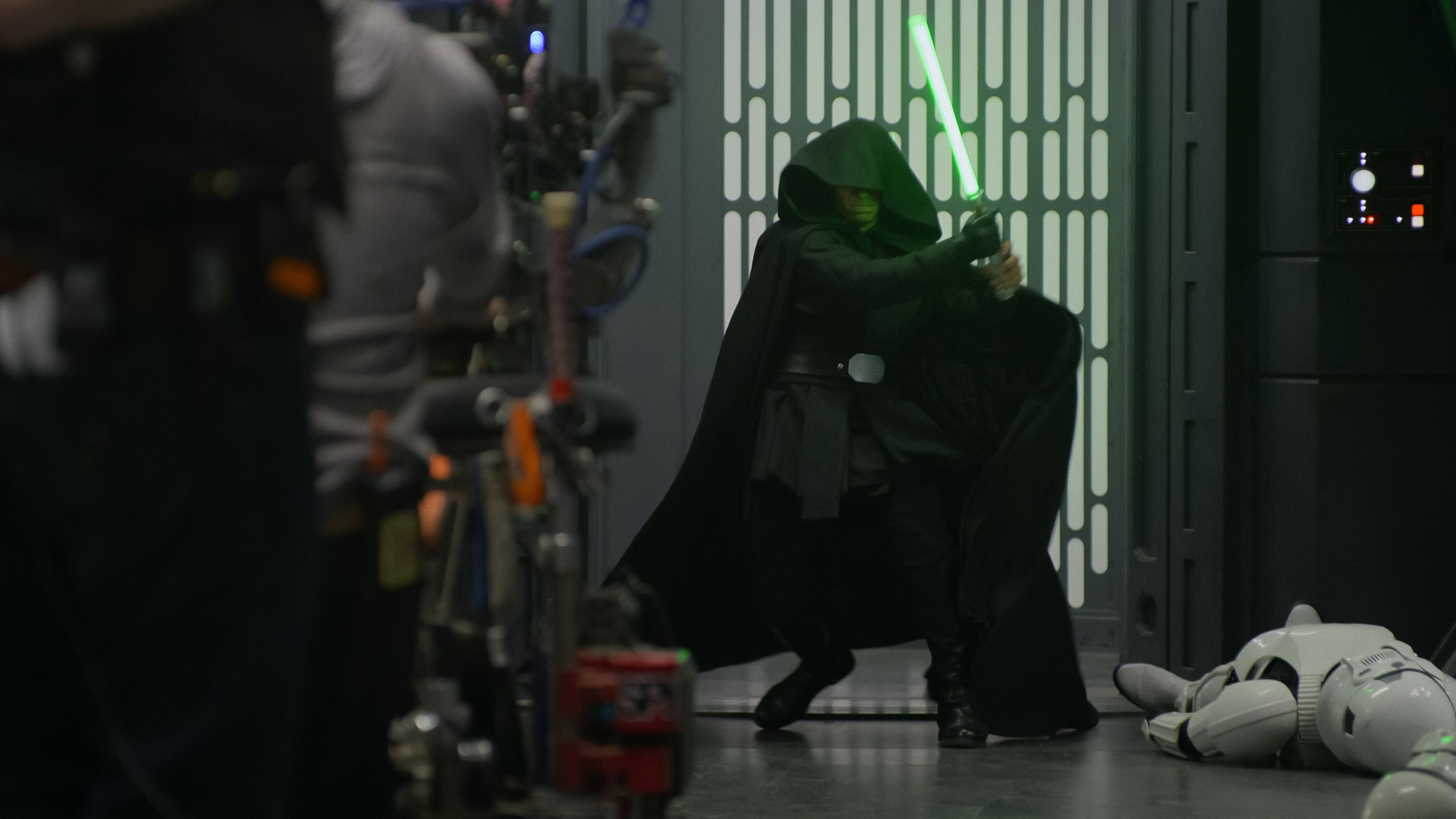 Disney Gallery: The Mandalorian: Making of the Season 2 Finale appearance in Common Appearance