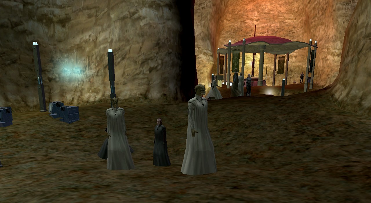 Aa'kuan adepts in the cave.