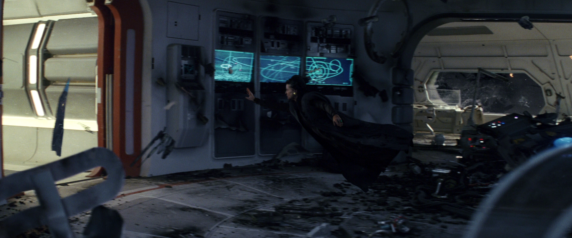 Organa used the Force to survive the vacuum of space.