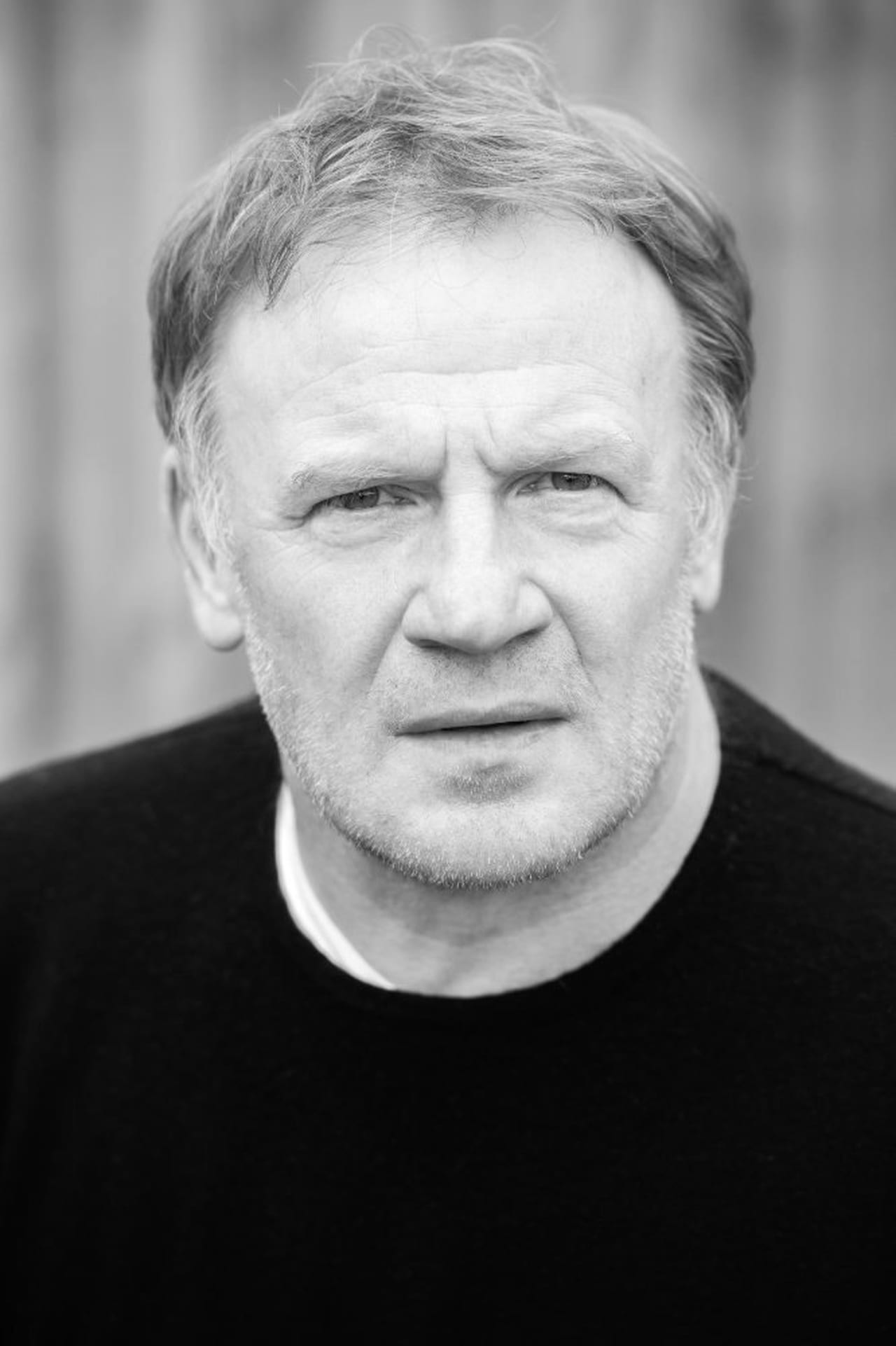 Mark Lewis Jones appearance in Common Appearance