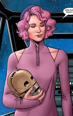 Amilyn Holdo droid